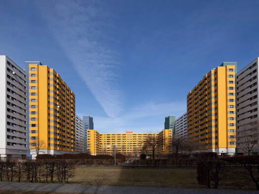 Wohnung zur Miete 653 € 3 Zimmer 89,2 m² 7. Geschoss frei ab 01.05.2026 Senftenberger Ring 30 Märkisches Viertel Berlin 13435