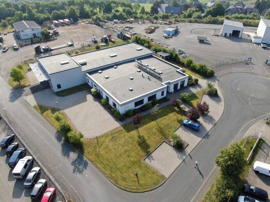 Halle/Industriefläche zum Kauf 1.500.000 € 1.376 m² Lagerfläche Womelsdorf Erndtebrück 57339