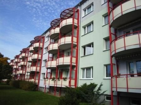 Wohnung zur Miete 350 € 3 Zimmer 60,4 m²<br/>Wohnfläche 3.<br/>Geschoss ab sofort<br/>Verfügbarkeit Karbe-Wagner-Str. 21 Neustrelitz Neustrelitz 17235