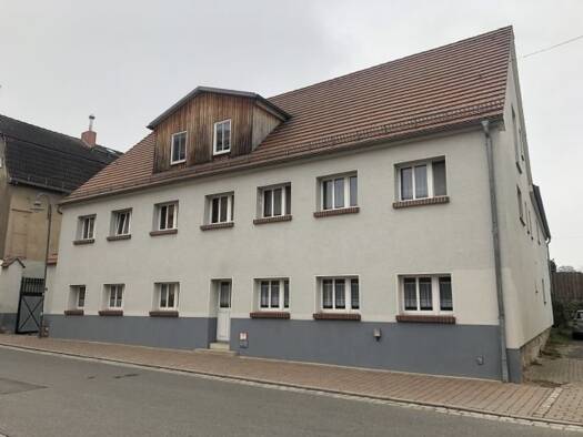 Wohnung zur Miete 358 € 1 Zimmer 57,8 m² Geschoss 2/3 frei ab sofort Straße des Friedens 40 Teuchern Teuchern 06682