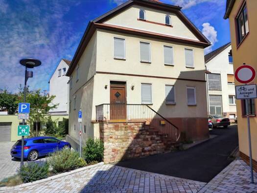 Einfamilienhaus zum Kauf 185.000 € 8 Zimmer 180 m² 460 m² Grundstück Hammelburg 97762