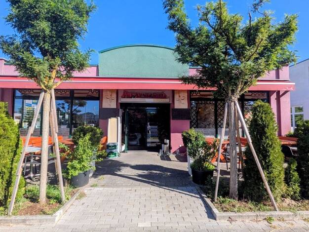 Restaurant zum Kauf 1.299.999 € 133 m² Gastrofläche 1.098 m² Grundstück Falkensee 14612