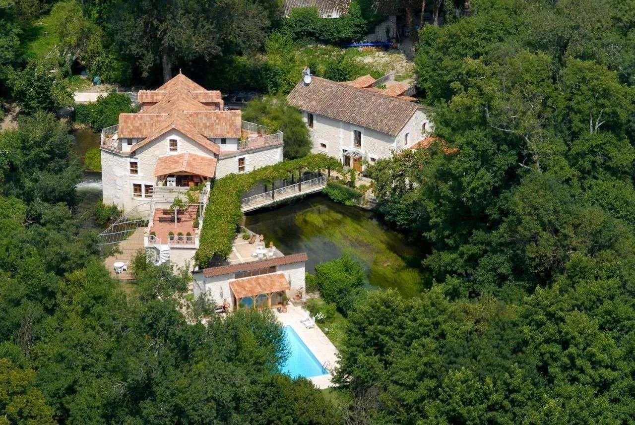 Villa zum Kauf provisionsfrei 1.500.000 € 6 Zimmer 412 m²<br/>Wohnfläche 32.500 m²<br/>Grundstück Ribérac