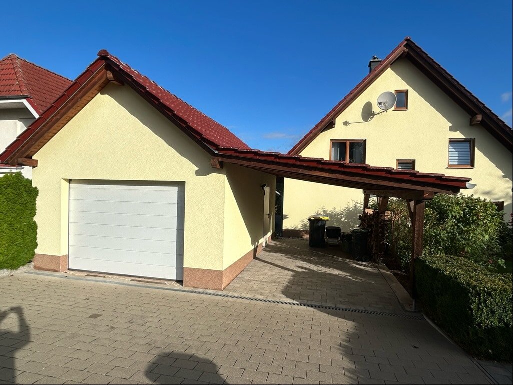 Einfamilienhaus zum Kauf 475.000 € 6 Zimmer 156 m²<br/>Wohnfläche 729 m²<br/>Grundstück 01.06.2025<br/>Verfügbarkeit Bebra Bebra 36179