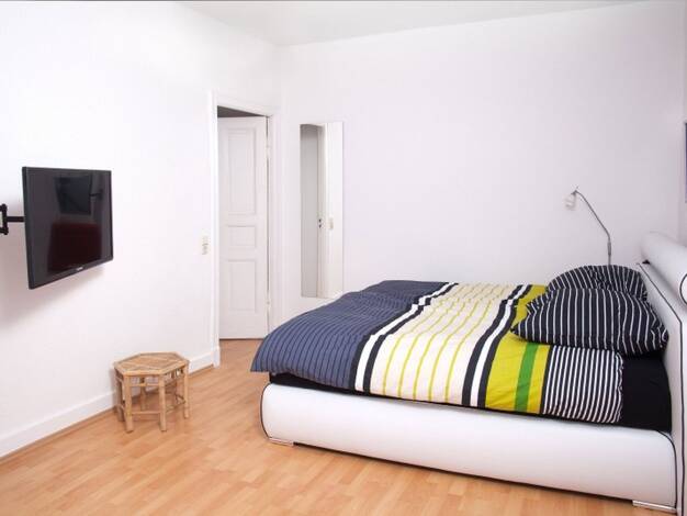 Wohnung zur Miete auf Zeit 850 € 1 Zimmer 37 m² frei ab sofort Prenzlauer Berg Pankow 10405