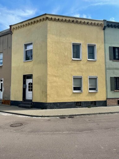 Reihenendhaus zum Kauf 110.000 € 4 Zimmer 115 m² 268 m² Grundstück Bernburg Bernburg 06406