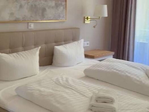 Wohnung zur Miete auf Zeit 2.920 € 3 Zimmer 81 m² frei ab sofort Königin 0 Maxvorstadt München 80539