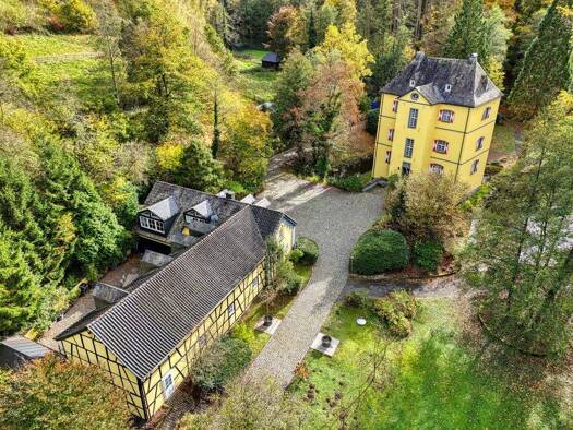 Schloss zum Kauf 1.875.000 € 21 Zimmer 570 m² 30.000 m² Grundstück Welterode Eitorf 53783