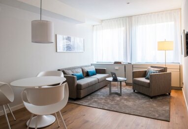 Wohnung zur Miete Wohnen auf Zeit 2.724 € 2 Zimmer 40 m² frei ab 27.09.2024 Münchener Straße Bahnhofsviertel Frankfurt am Main 60329