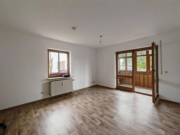 Wohnung zur Miete 456 € 2 Zimmer 57 m² EG frei ab 01.12.2025 Rothlindenstr. 21 Schwandorf 92421