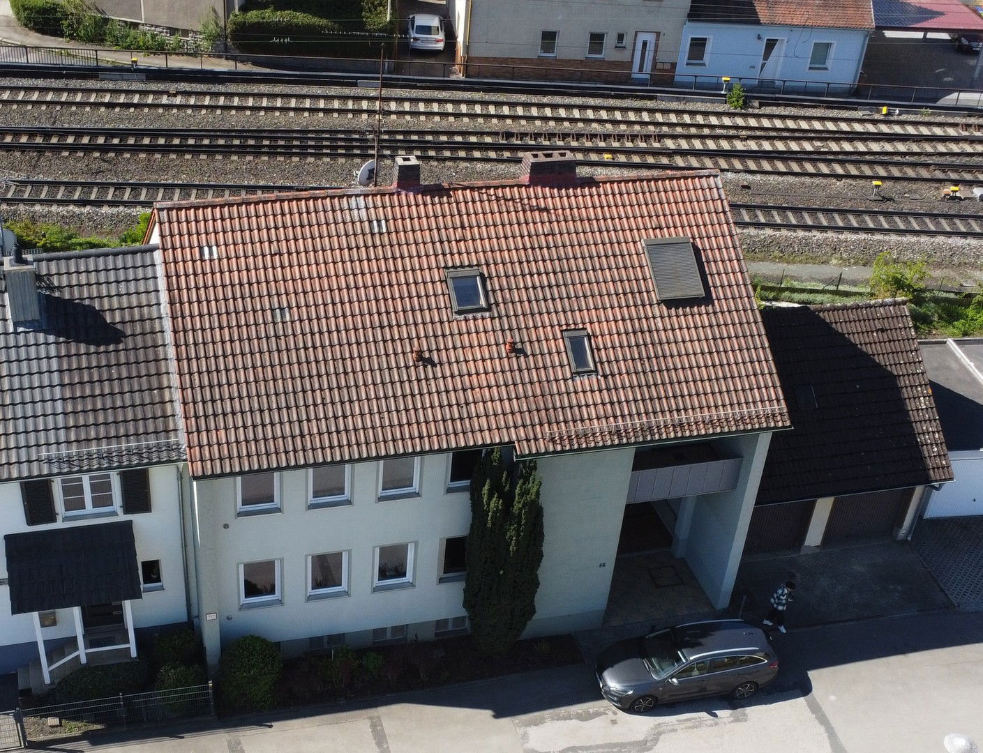 Mehrfamilienhaus zum Kauf provisionsfrei 379.000 € 9 Zimmer 183 m²<br/>Wohnfläche 213 m²<br/>Grundstück Endresstrasse 45 Stadt Ansbach 91522