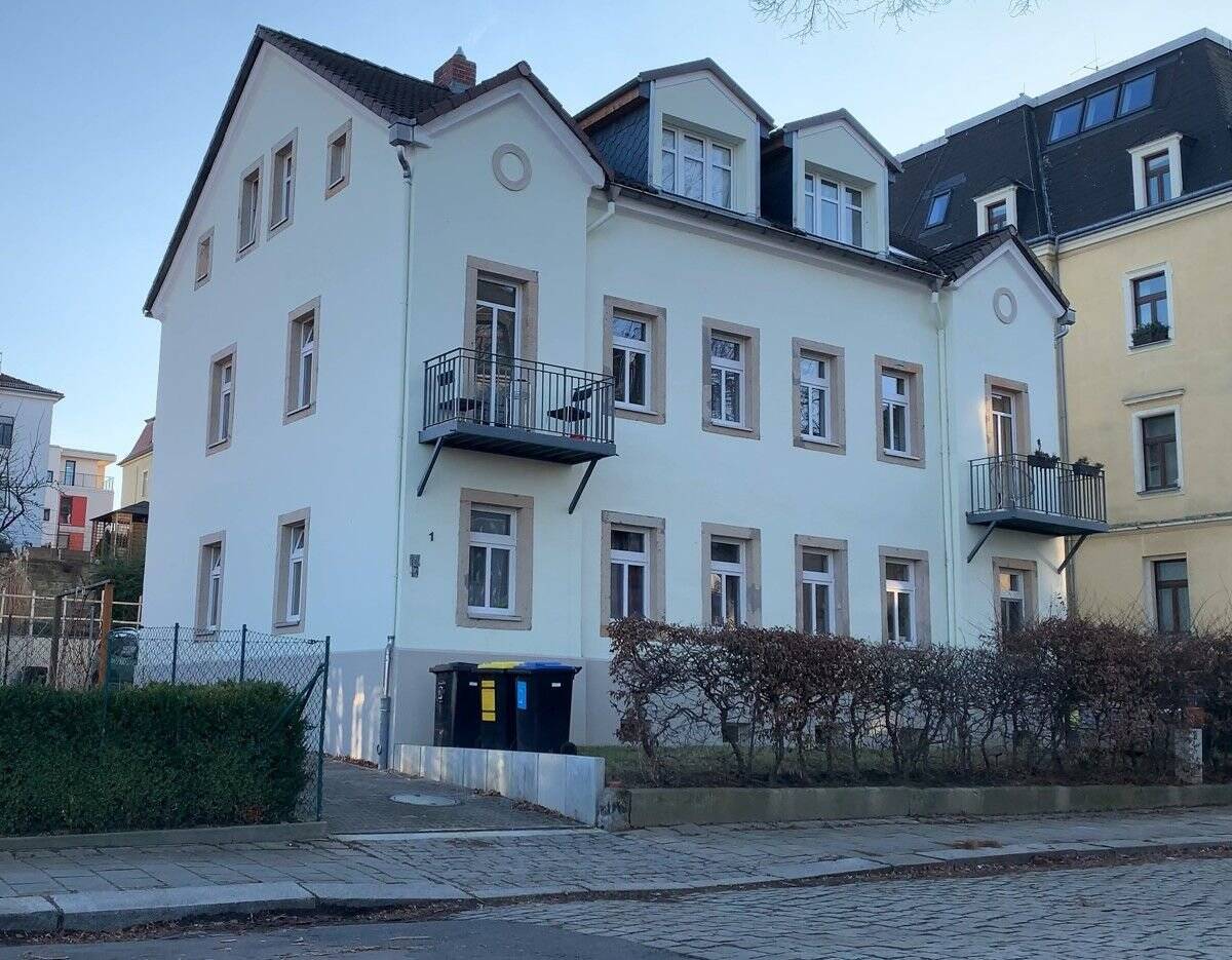 Property thumbnail 2