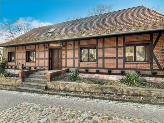 Einfamilienhaus zum Kauf 395.000 € 5 Zimmer 180 m² 1.200 m² Grundstück frei ab 31.12.2026 Flecken Zechlin Rheinsberg 16837