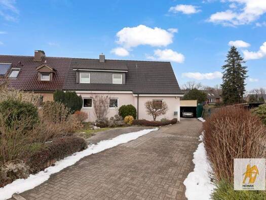 Haus zum Kauf 350.000 € 4 Zimmer 124 m² 1.312 m² Grundstück Heinrich-Heine-Strasse Uetersen 25436