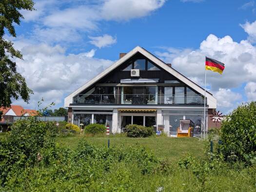 Villa zum Kauf provisionsfrei 800.000 € 13 Zimmer 360 m² 1.500 m² Grundstück frei ab sofort Isarstraße 25 Stadtallendorf Stadtallendorf 35260