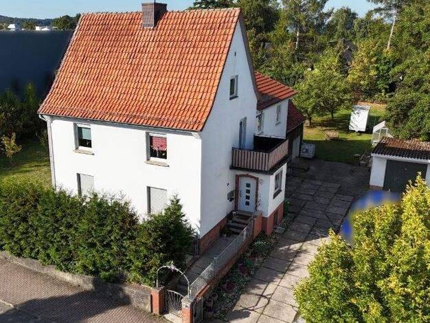 Mehrfamilienhaus zum Kauf 339.000 € 7 Zimmer 223 m² 1.979 m² Grundstück frei ab sofort Breuna 34479
