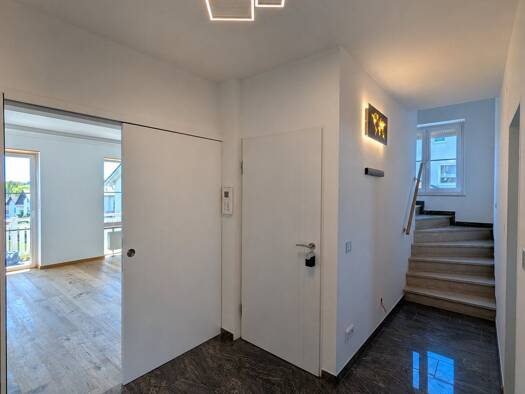 Maisonette zur Miete 1.050 € 5 Zimmer 115 m² Geschoss 1/2 frei ab sofort Neumarkt-Sankt Veit 84494