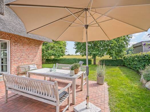 Haus zum Kauf 950.000 € 3 Zimmer 89,4 m² 766 m² Grundstück Sankt Peter-Ording 25826