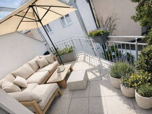 Wohnung zur Miete 1.900 € 2 Zimmer 65 m² Geschoss 2/2 frei ab sofort Ingolstadt 85049