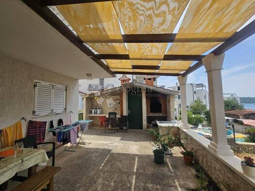 Mehrfamilienhaus zum Kauf 799.000 € 8 Zimmer 288 m² Okrug Gornji, Okrug Donji Okrug 21223