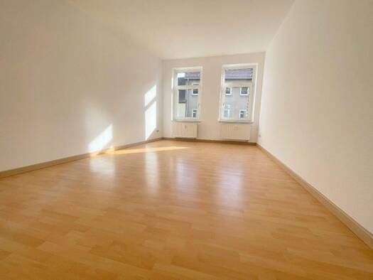 Bürofläche zur Miete provisionsfrei 880 € 35 m² Bürofläche Ernst-Thälmann-Straße Lützen 06686