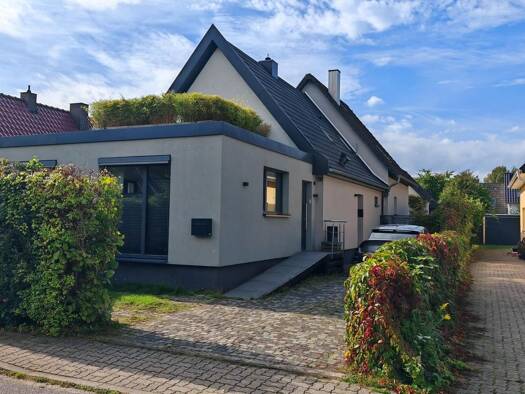 Einfamilienhaus zum Kauf provisionsfrei 895.000 € 4,5 Zimmer 124 m² 835 m² Grundstück frei ab 01.04.2027 Glashütte Norderstedt 22851