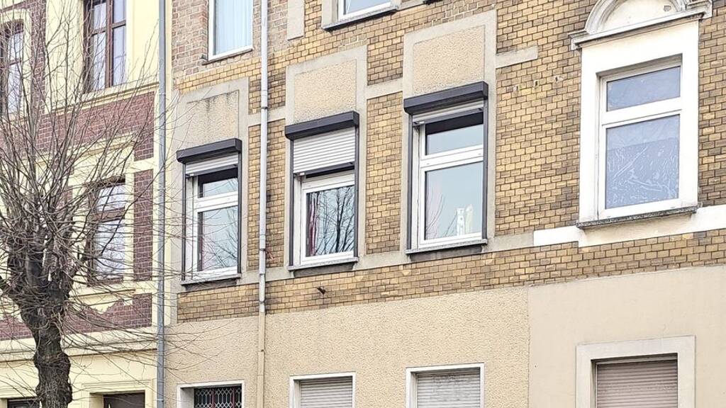 Mehrfamilienhaus zum Kauf 95.000 € 6 Zimmer 140,3 m² 532 m² Grundstück Coswig Coswig (Anhalt) 06869