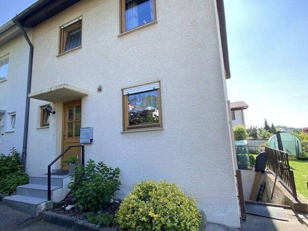 Doppelhaushälfte zum Kauf provisionsfrei 420.000 € 4,5 Zimmer 102 m² 243 m² Grundstück Beilstein 71717