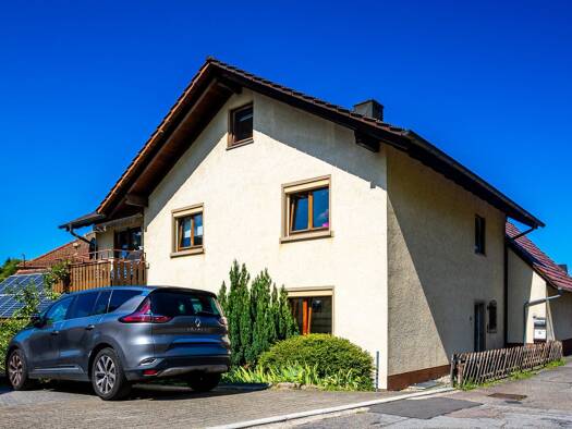 Mehrfamilienhaus zum Kauf 369.000 € 7 Zimmer 171 m² 640 m² Grundstück Altschweier Bühl 77815