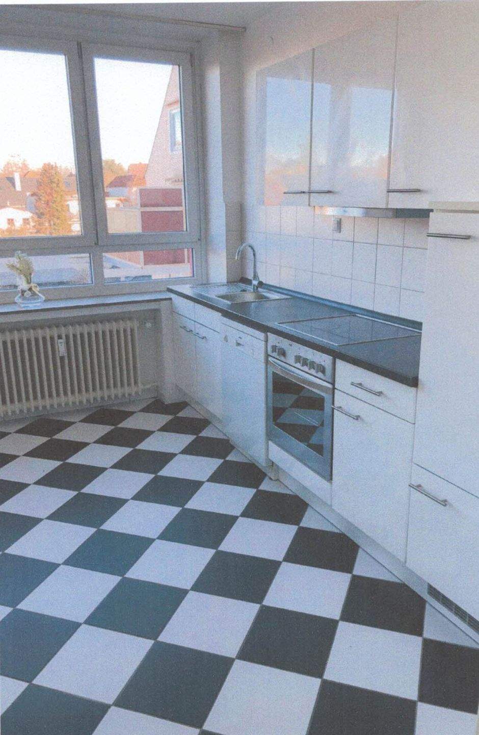 Property thumbnail 12