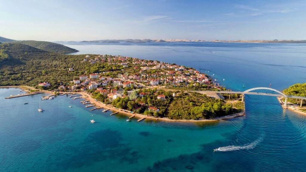 Land-/Forstwirtschaft zur Miete 248.000 € Centar, Kraj 23262