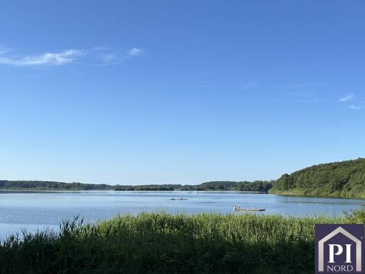 Grundstück zum Kauf provisionsfrei 1.250.000 € 1.677 m² Grundstück Baugenehmigung vorhanden frei ab sofort Wrohe Westensee 24259