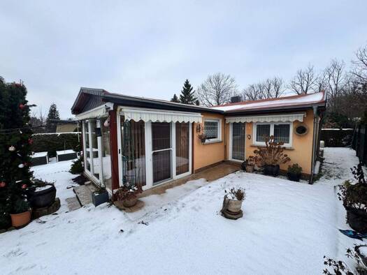 Bungalow zum Kauf 65.000 € 2 Zimmer 72 m² 415 m² Grundstück Schildau Belgern-Schildau 04889