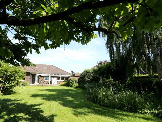 Bungalow zum Kauf provisionsfrei 365.000 € 4 Zimmer 110 m² 1.032 m² Grundstück Vechta Vechta 49377