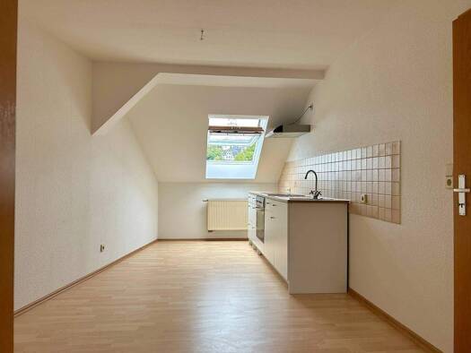 Wohnung zur Miete 350 € 3 Zimmer 80 m² 3. Geschoss frei ab sofort Aue 08280