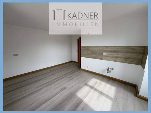 Wohnung zur Miete 312 € 2 Zimmer 71,8 m² 5. Geschoss Bärenstraße 18 Stadtmitte Plauen 08523