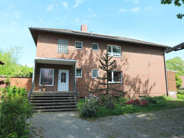 Haus zum Kauf 550.000 € 7 Zimmer 269,7 m² 10.469 m² Grundstück Wasbüttel 38553