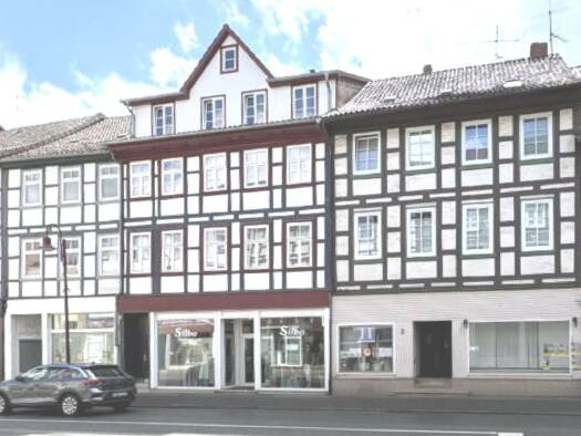 Mehrfamilienhaus zum Kauf als Kapitalanlage geeignet 300.000 € 9 Zimmer 371,5 m² 169 m² Grundstück Einbeck Einbeck 37574