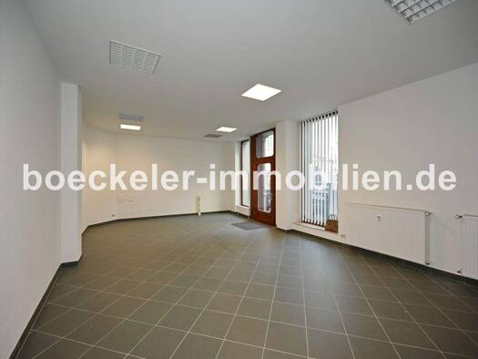 Praxis zur Miete provisionsfrei 675 € 75 m² Bürofläche Naumburg Naumburg (Saale) 06618