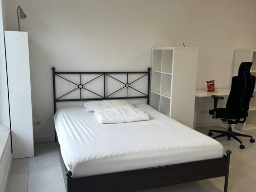 Studio zur Miete 1.100 € 1 Zimmer 40 m² frei ab sofort Gallus Frankfurt am Main 60326