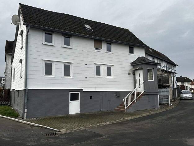 Einfamilienhaus zum Kauf provisionsfrei 160.000 € 7 Zimmer 135,9 m² 184 m² Grundstück Dreihausen 35085