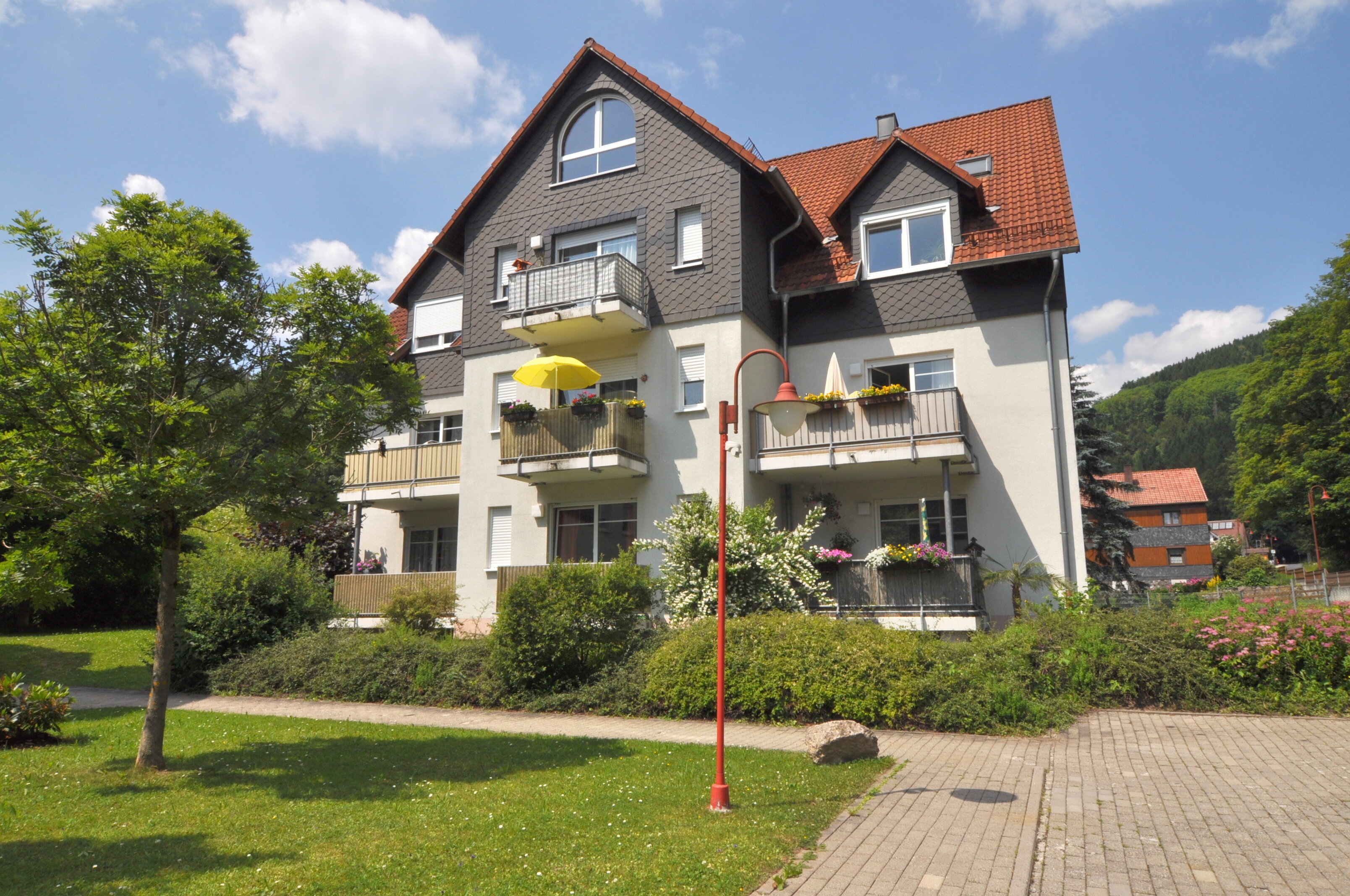 Wohnung zur Miete 360 € 2 Zimmer 58,8 m²<br/>Wohnfläche Wahlbezirk 121 Suhl 98529