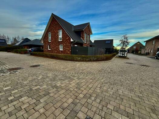 Einfamilienhaus zum Kauf provisionsfrei 650.000 € 5 Zimmer 132 m² St. Lorenz Nord Lübeck 23556