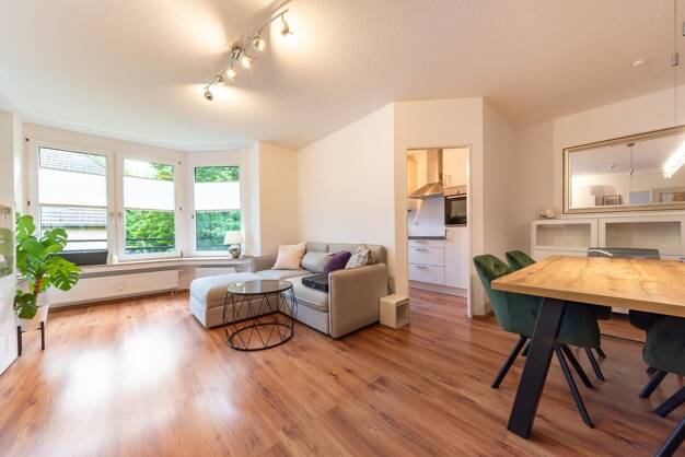 Wohnung zur Miete 650 € 2,5 Zimmer 61 m² Bergerhausen Essen 45136