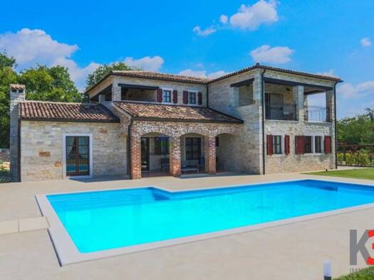 Haus zum Kauf 3 Zimmer 291,9 m² 1.772 m² Grundstück Tinjan 52444