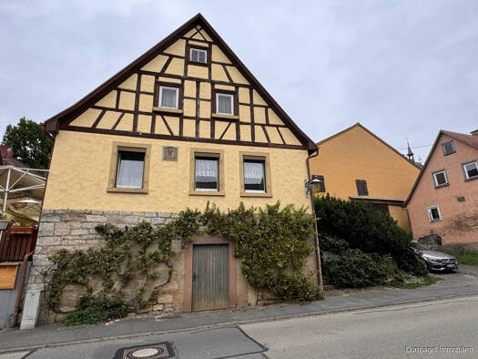 Einfamilienhaus zum Kauf 199.000 € 5 Zimmer 110 m² 1.250 m² Grundstück Weikersheim Weikersheim / Schäftersheim 97990
