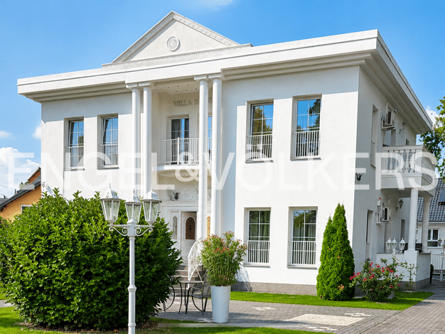 Villa zum Kauf 1.695.000 € 9 Zimmer 241 m² 840 m² Grundstück Spandau Spandau 13591