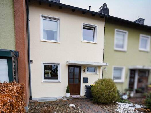 Reihenmittelhaus zum Kauf 299.000 € 3 Zimmer 70 m² 165 m² Grundstück Bad Oldesloe 23843