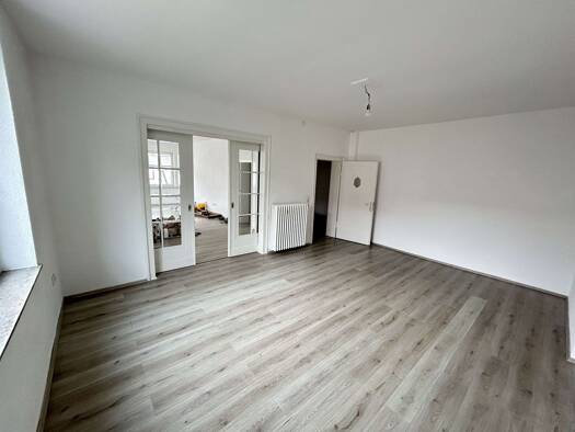 Wohnung zur Miete 998 € 4 Zimmer 133 m² 1. Geschoss Warburg Nordrhein-Westfalen - Warburg 34414