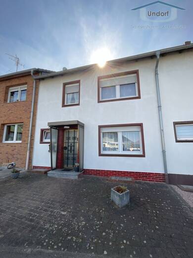 Reihenmittelhaus zum Kauf 249.000 € 5 Zimmer 108 m² 282 m² Grundstück frei ab sofort Hans-Böckler-Straße 5 Langerwehe Langerwehe 52379